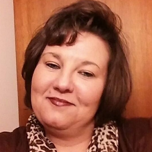 Meet your Posher, Crystal - Picture 1 of 1